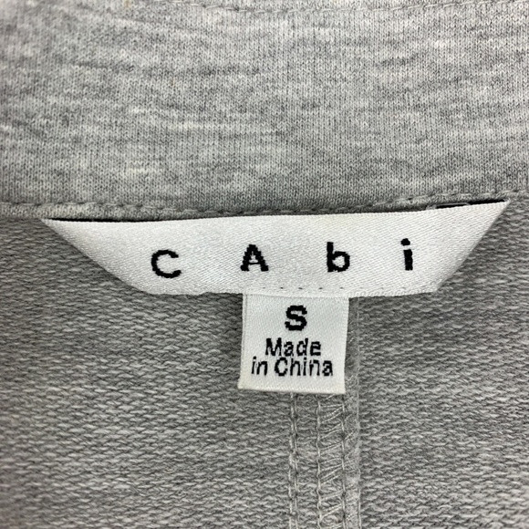 🎉CAbi Heather Gray Jersey Knit Button Up Jacket - Picture 4 of 6